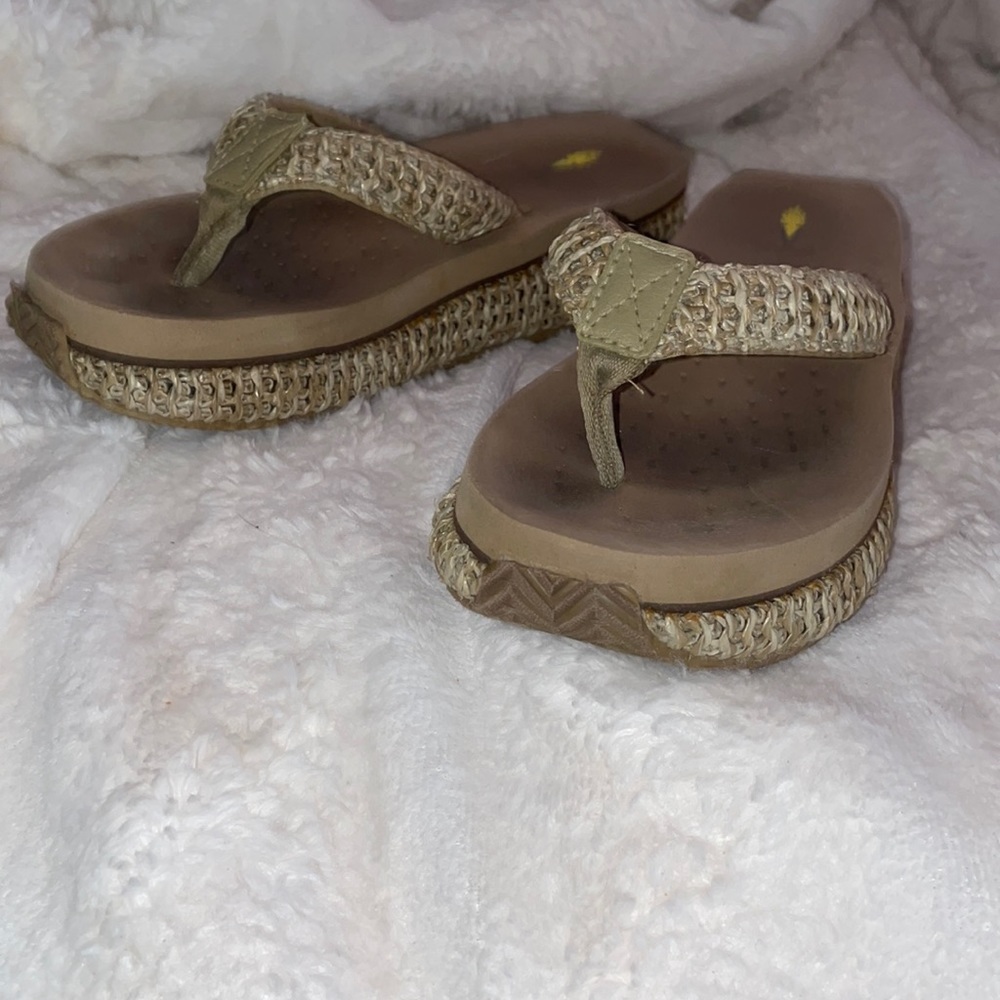 LITTLE GIRLS VOLATILE WEDGE FLIP FLOP SANDAL